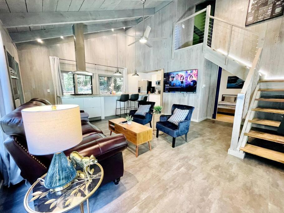 Вилла Modern House W. Fast Internet In 1 Acre Land Оксидентал Экстерьер фото