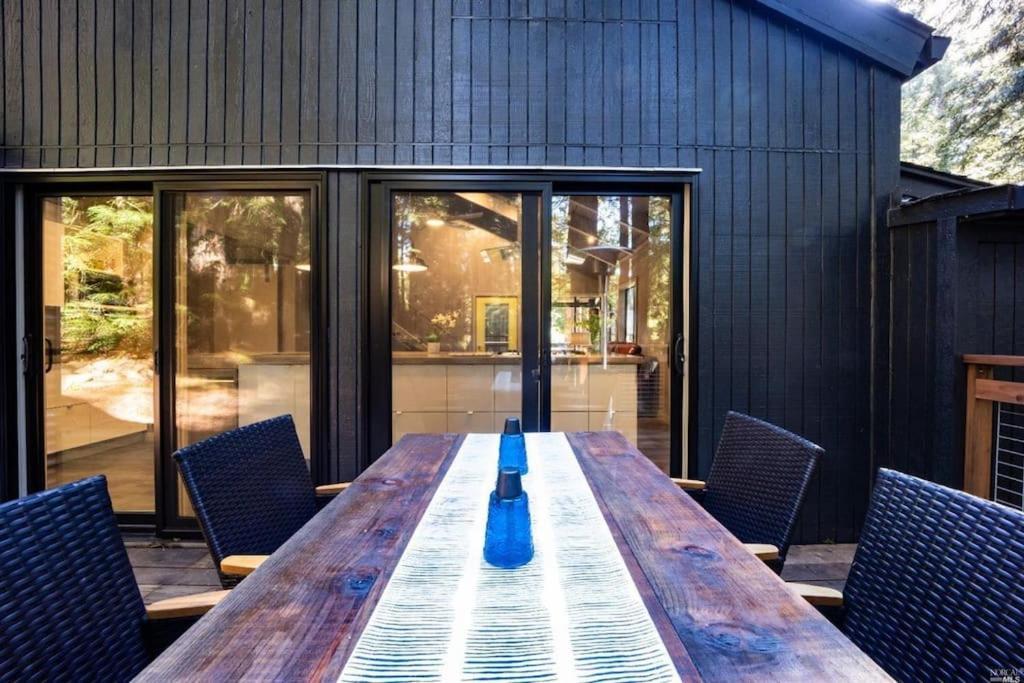Вилла Modern House W. Fast Internet In 1 Acre Land Оксидентал Экстерьер фото